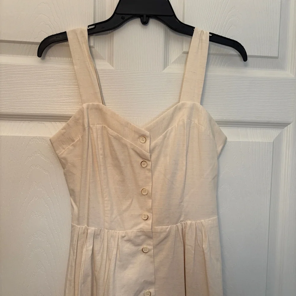 Chic Cream Button-Front Midi Dress - Picture 2 of 4